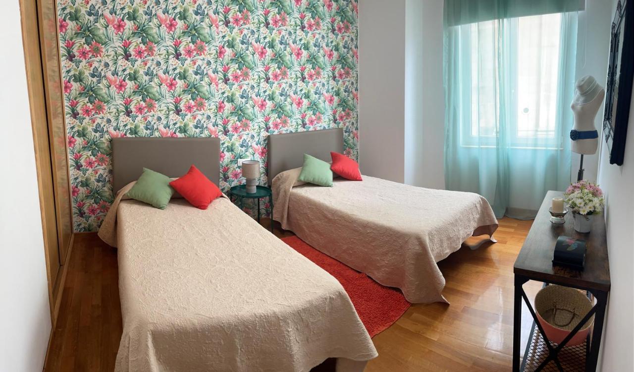 Apartamento Anova Padrón Extérieur photo